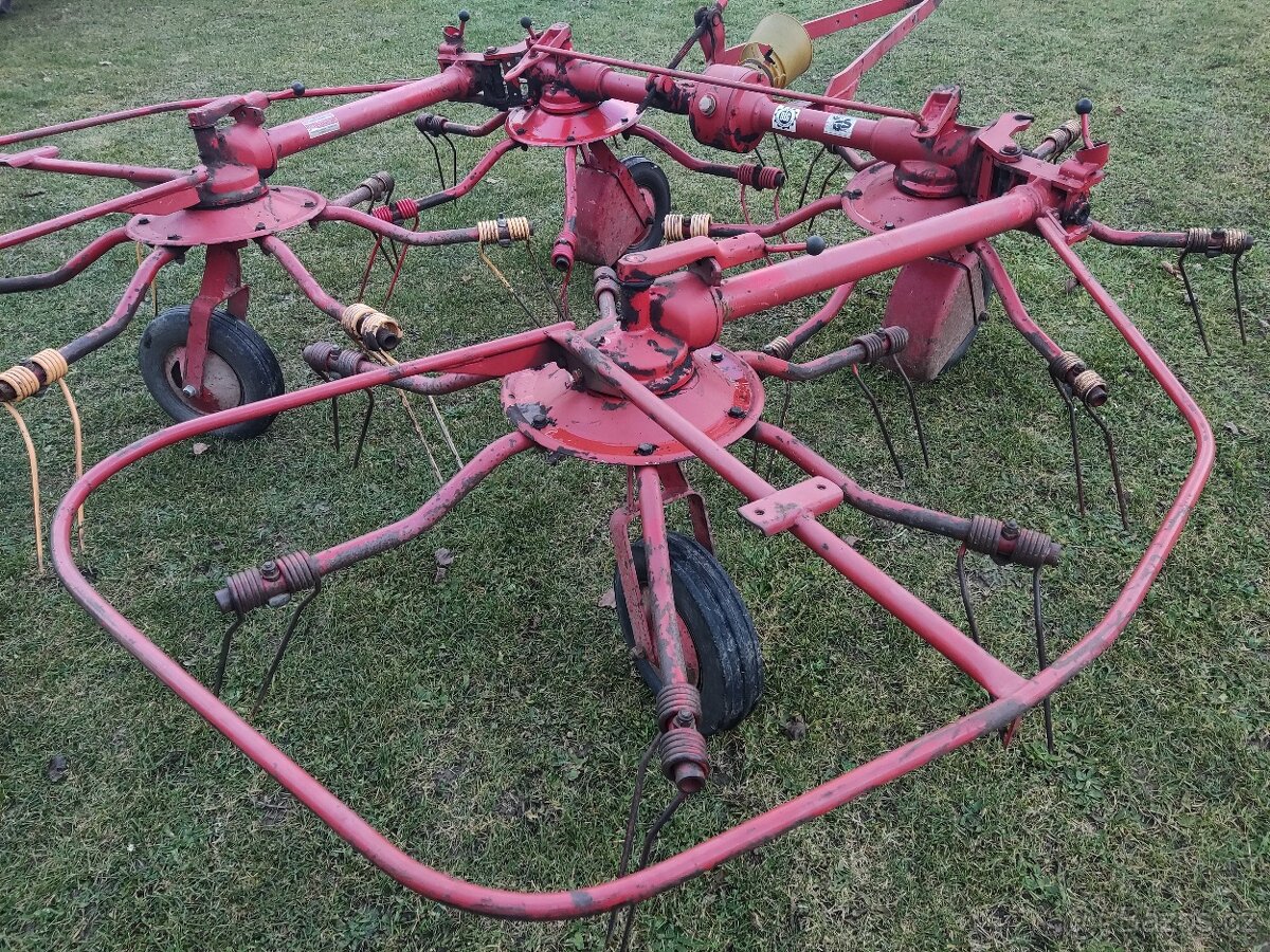 Obraceč sena Niemeyer - 11