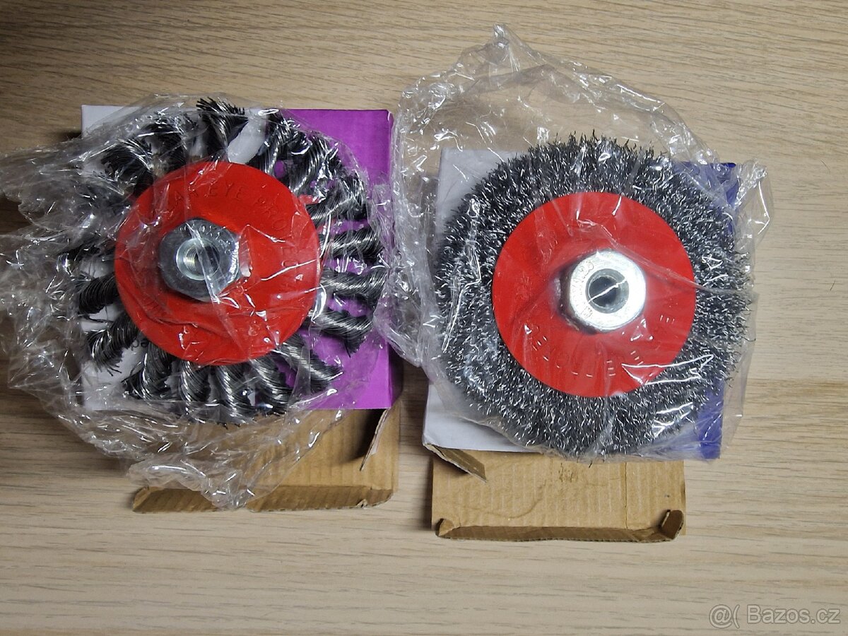 Aku křovinořez - 11