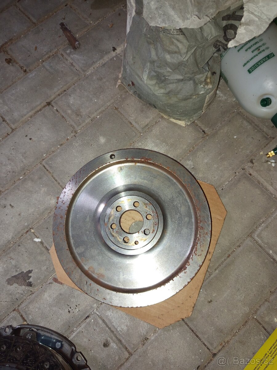 WV Golf 6 (Klič, Objímka žárovky, spojka) - 11