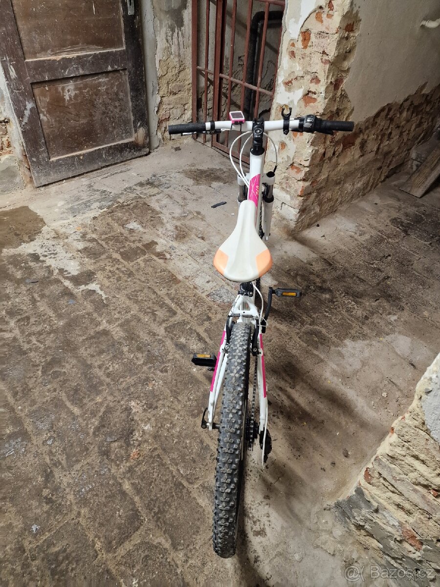 Dětské horské kolo 24" CUBE - 11