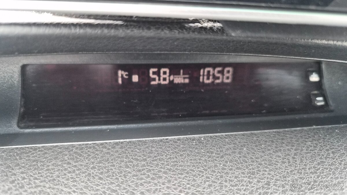 Subaru Forester 2.0 D 4x4 ▪︎ jen 157tis.km - 11