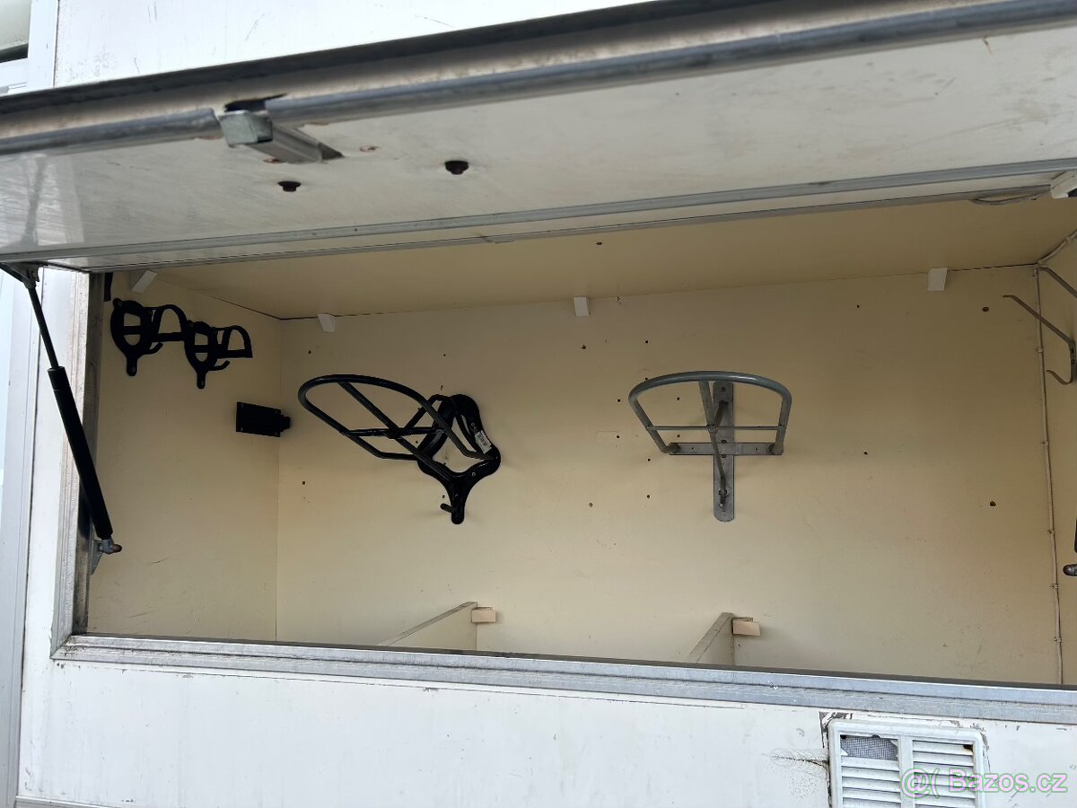 Fiat Ducato – přepravník koní s obytnou vestavbou | ŘP sk. B - 11