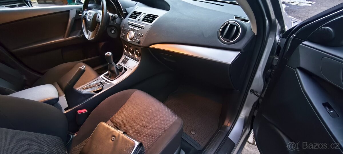 Mazda 3 1,6 benzin - 11