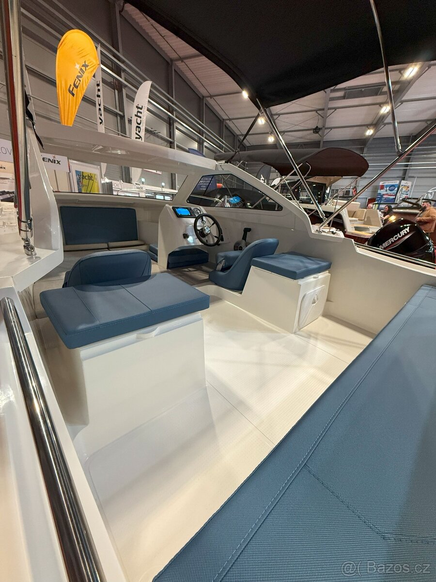 Nový motor. člun Remus 525ST + Mercury F 80 - 11