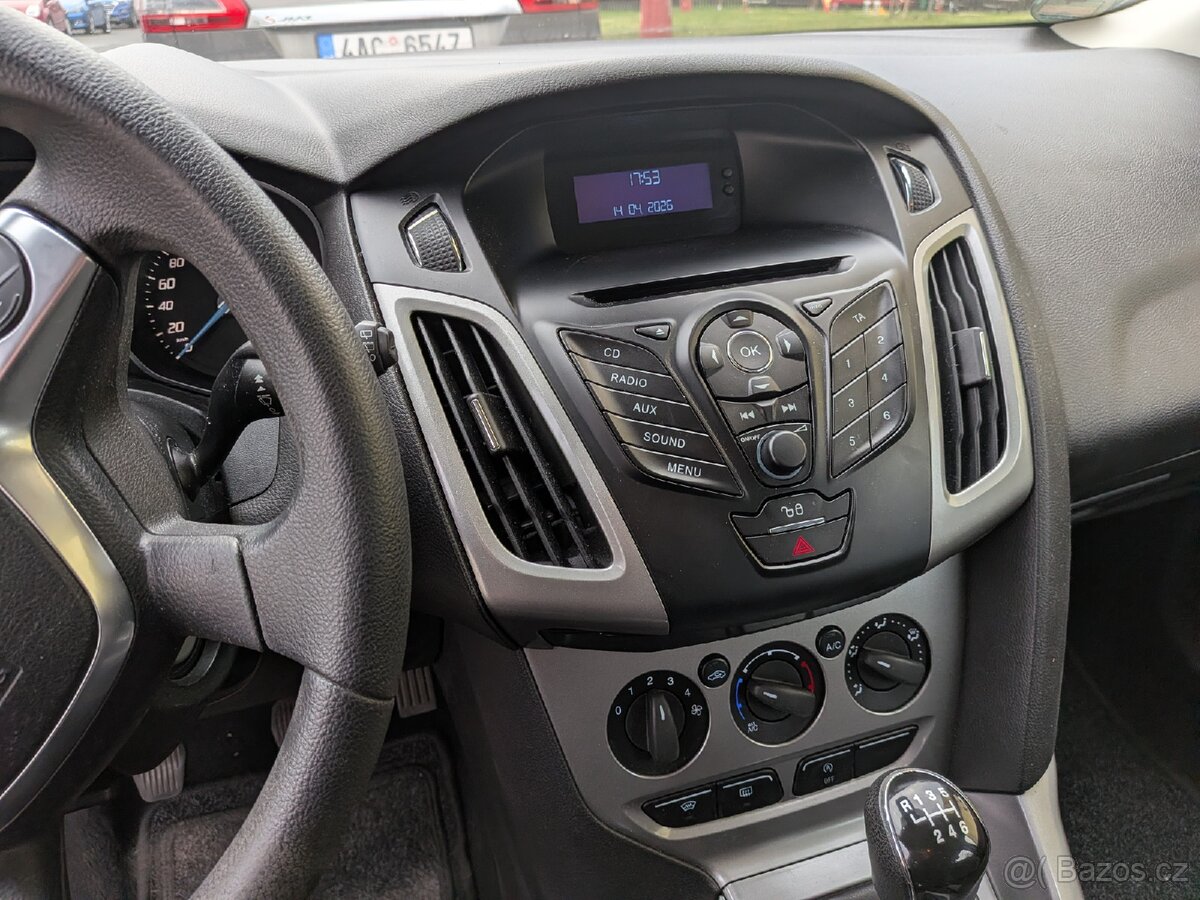 Ford Focus 2011 Titanium 1.6 TDCi - 11