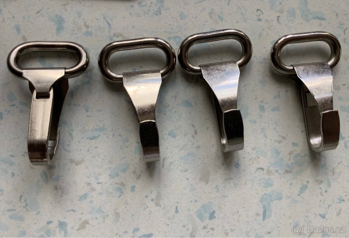 Metráž, látky + přezky na batoh - 11