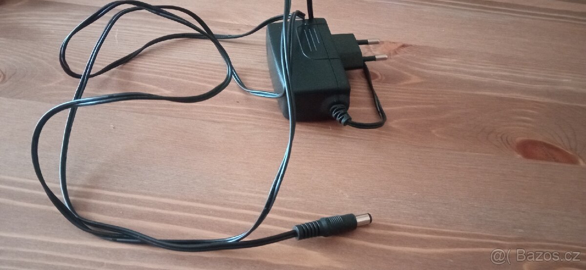 KABELY A RŮZNÉ PROPOJOVACÍ... NABÍJEČKY... - 11
