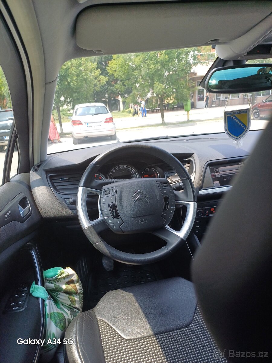 Citroen c5 x7 2.0 bluehdi - 11