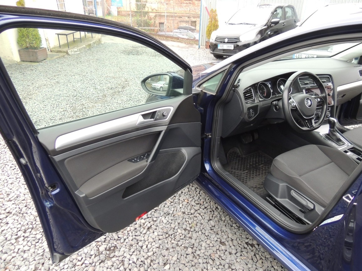 VW Golf Variant 1.6TDi,85kw,DSG,2019,2majitel,-21%DPH - 11