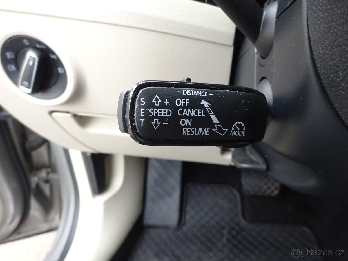 Škoda Superb 2.0 TDI Combi 4x4 L&K r.v.2018 (DPH) ČR - 11