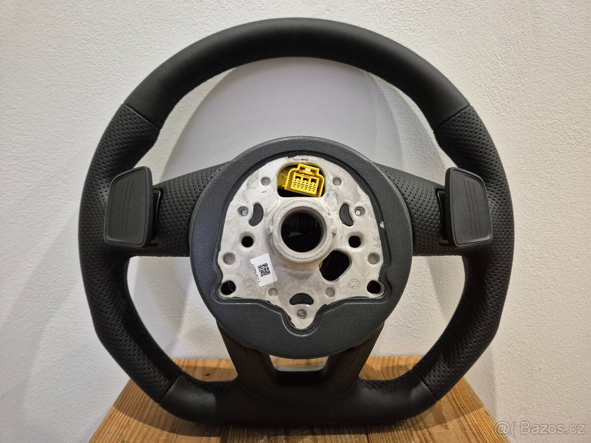 Krásny AUDI MULTIFUNKCNY VOLANT ZKOSENY RS PADLAMI - 11