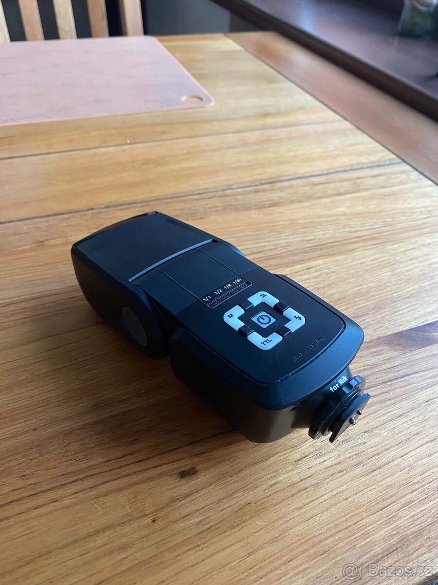 Nikon D5000 - 18-105 AF-S DX VR - 11