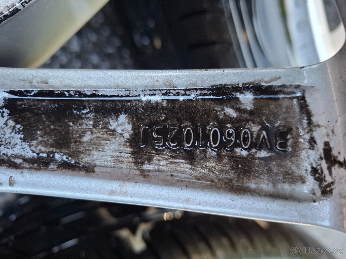 Alu kola 18" 5x112 Skoda Superb Modus s pneu 235/45R18 - 11