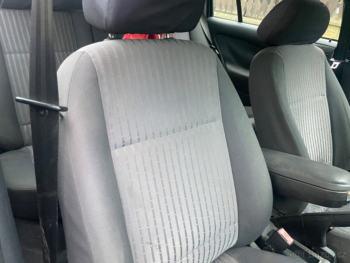 Škoda Octavia 1.9 TDI 66 KW. R. 2003. Tažné Klima - 11