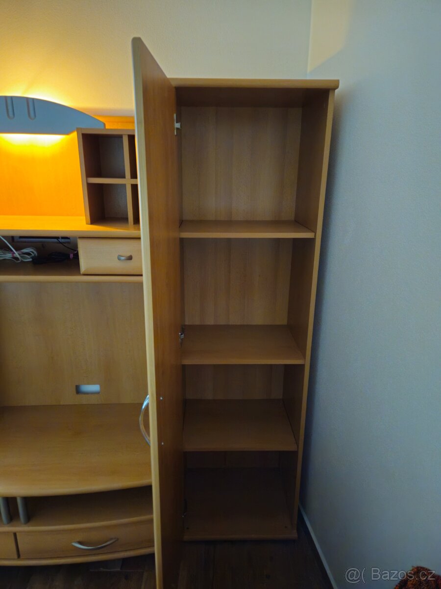 Obývací stěna s podsvícením - 11