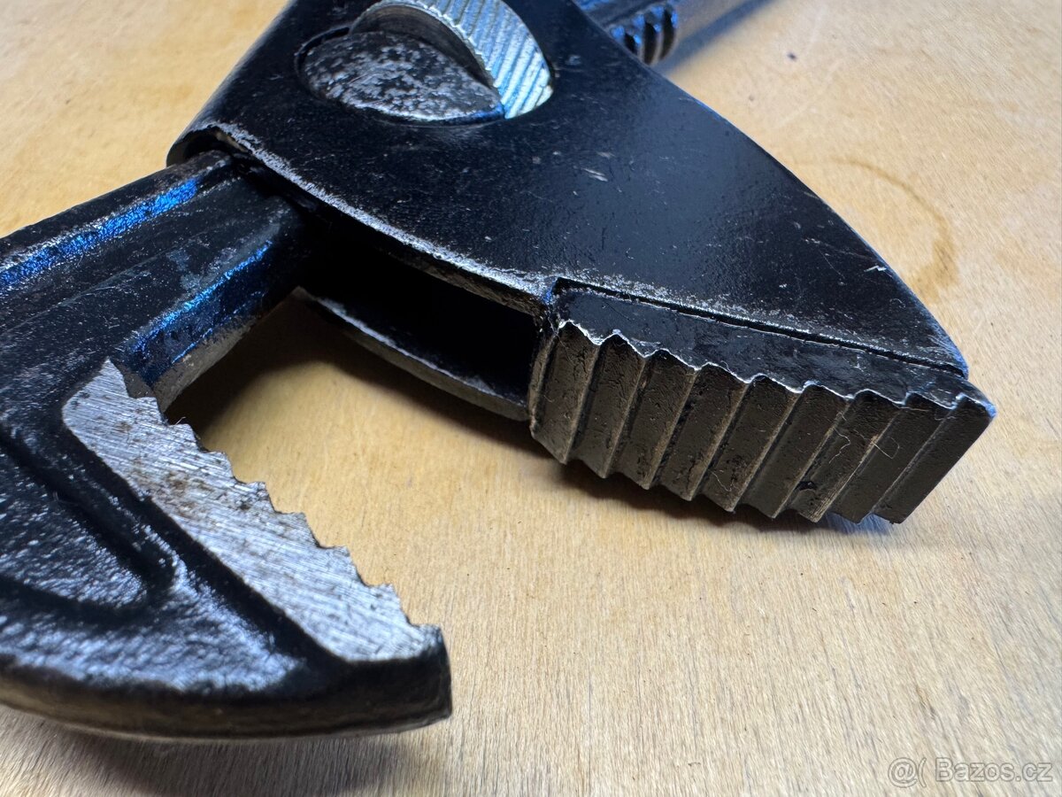 Hasák , hasáky Zbirovia - 11