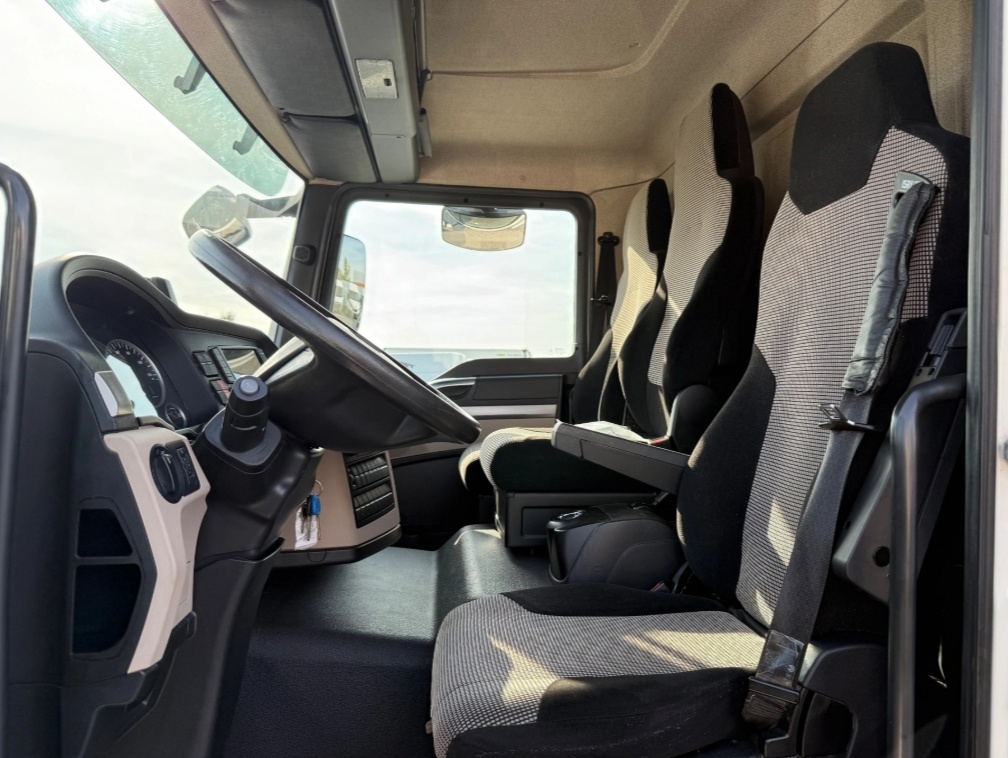 MAN TGL 12.220 - 4x2 – Skříň + Hč – EURO 6 - 11