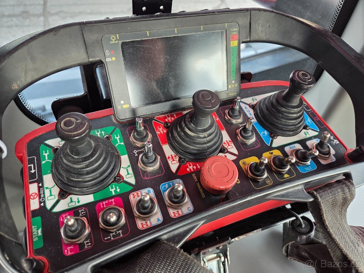 otočný teleskopický manipulátor Manitou MRT2660 X VISION+ - 11