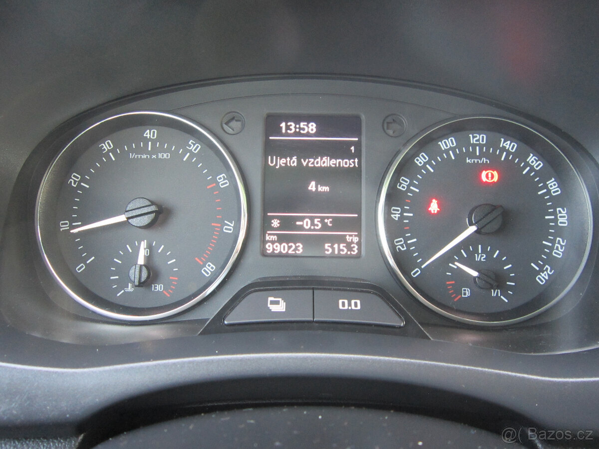 Škoda roomster 1.4 16v - 11