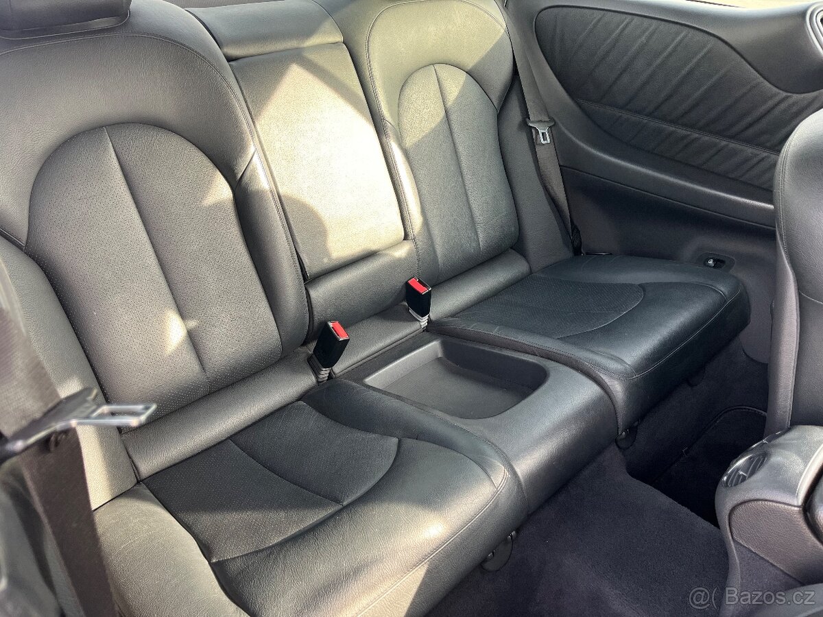 Mercedes-Benz CLK 270 CDI - 11