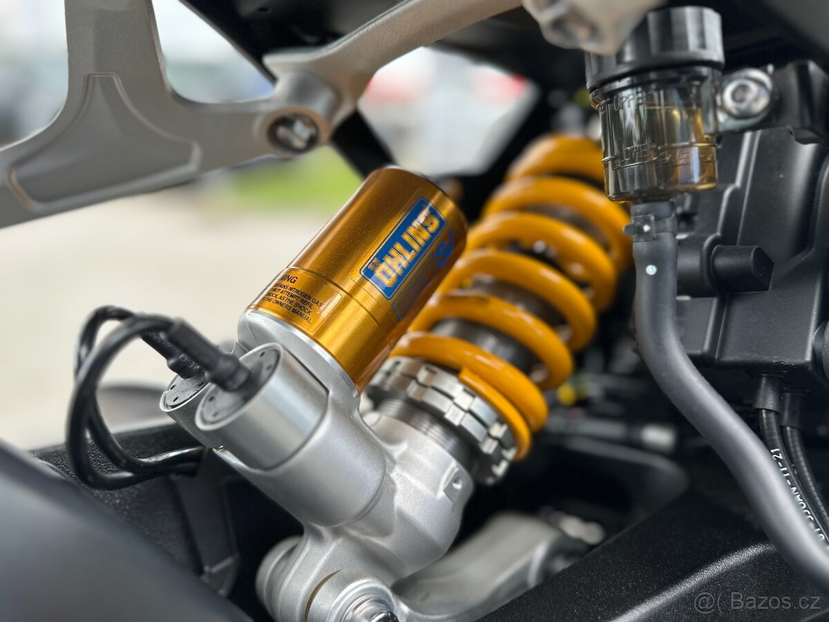 Nový Triumph Speed Triple 1200 RS sleva 40000 - 11