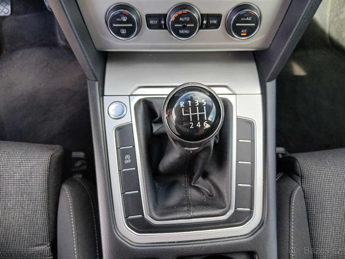 VW Passat, 1.6TDI, B8, 199 000 km , r.v.2016 - 11