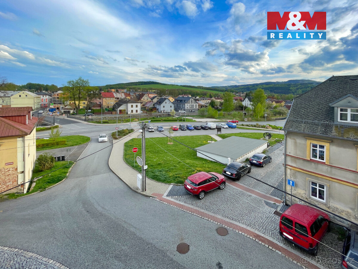 Prodej bytu 3+1, 78 m², Chrastava, ul. Školní - 11