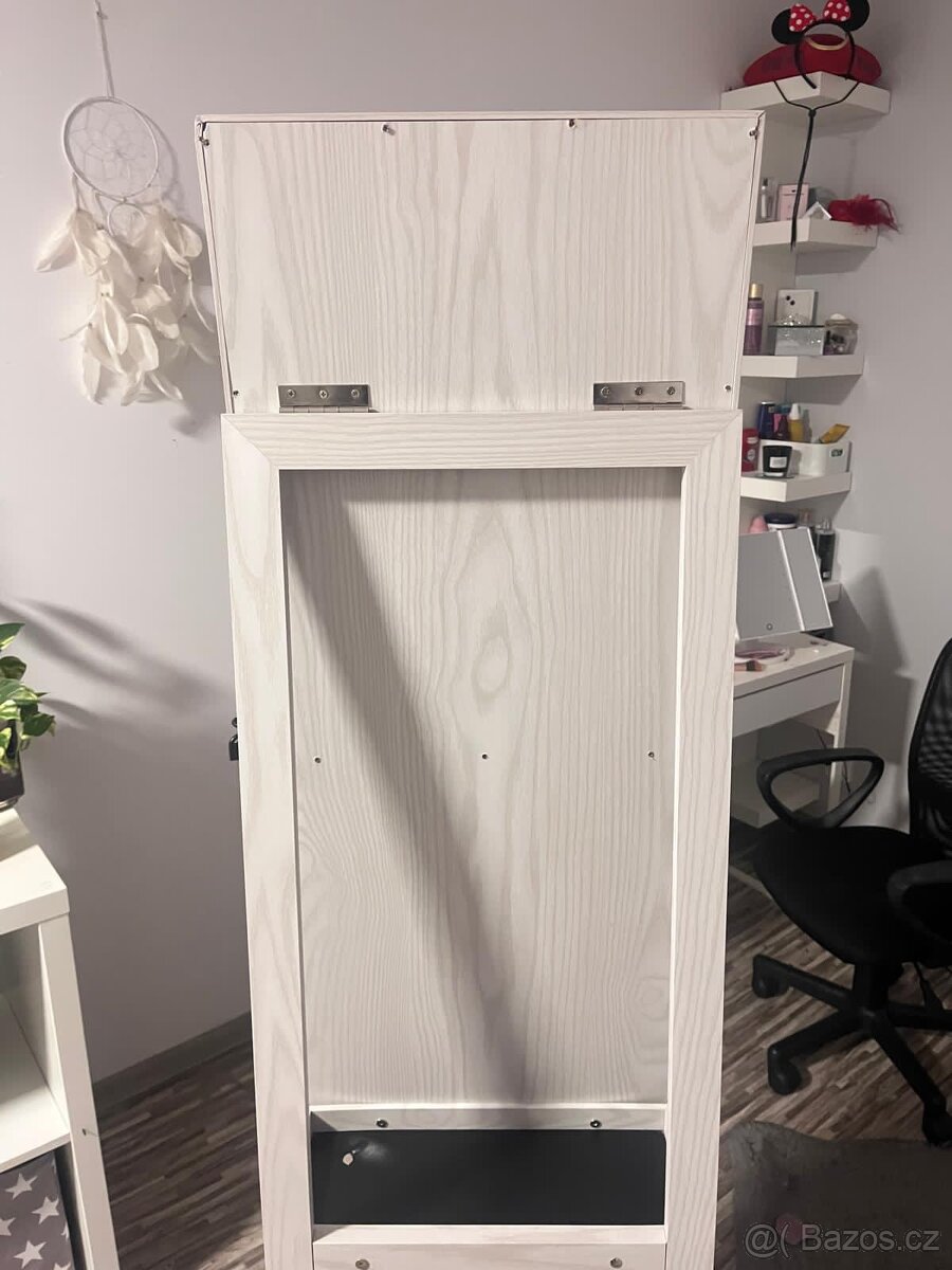 Zrcadlová šperkovnice - 11