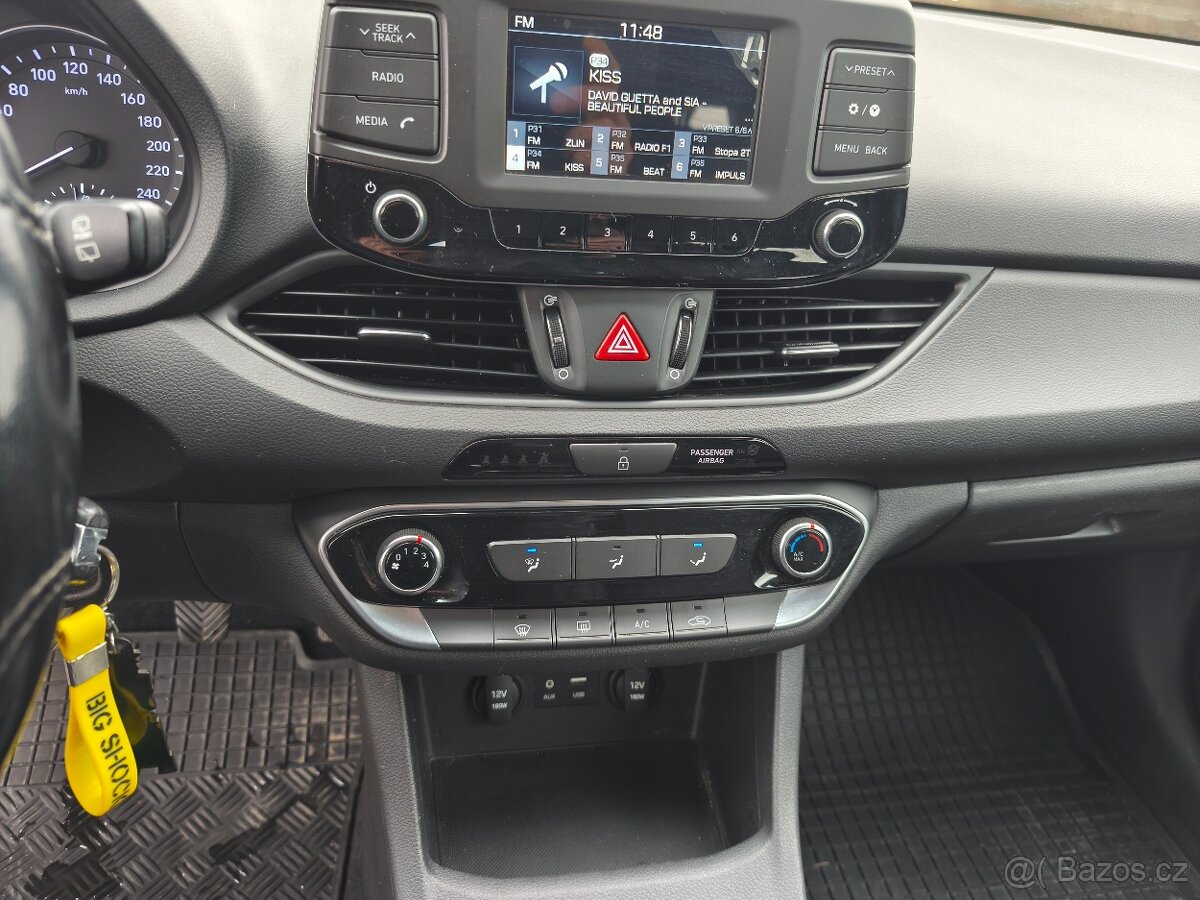 Hyundai i30 combi - 11