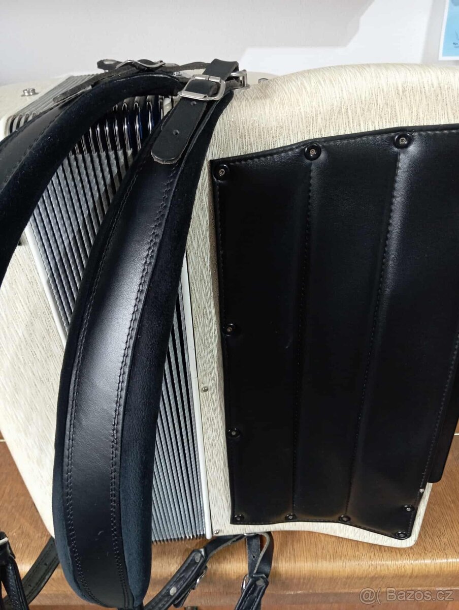 Taliansky akordeon Piatanesi - 11