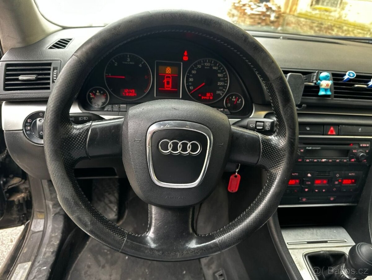 Audi A4 Avant 2.0 TDI - 11