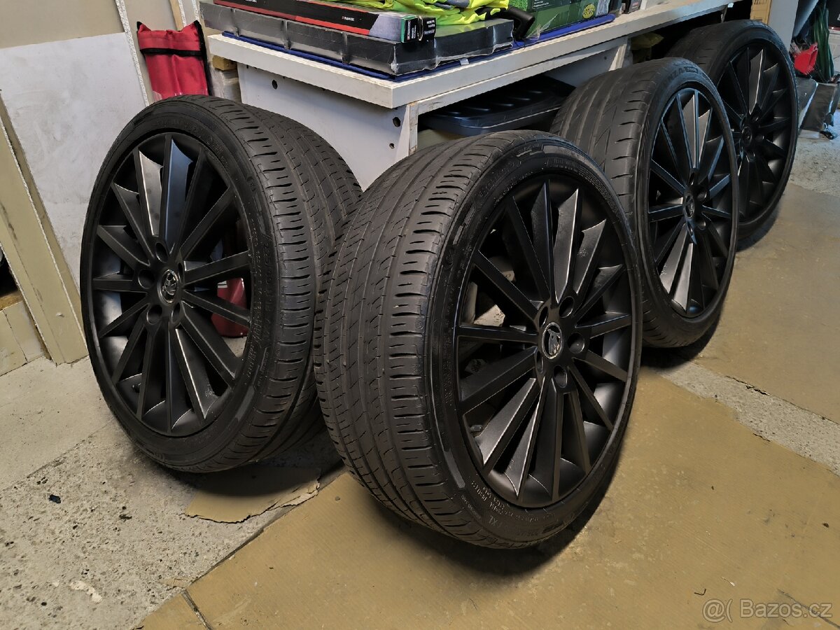 ALU kola Škoda Octavia III 5x112 r18, Originál, pneu 7mm - 11