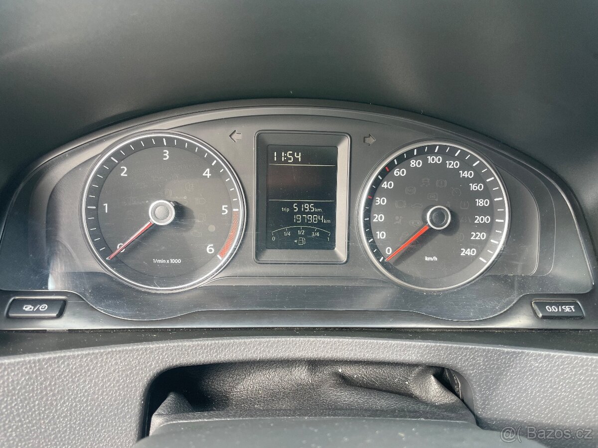 VW T5 TRANSPORTER 2.0 TDI 75KW NOVÉ ROZVODY - 11