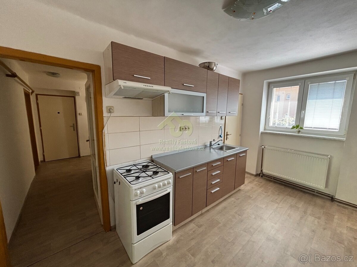 Zajímavá investiční příležitost Prodej bytového domu v Roky - 11