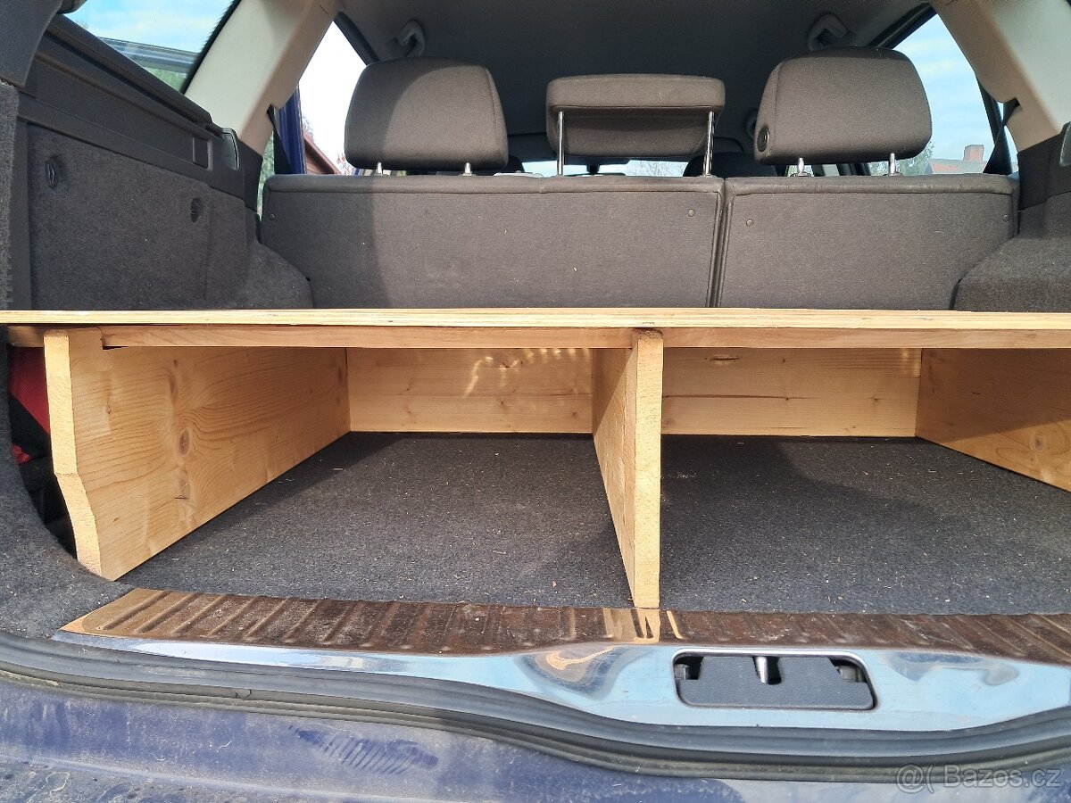 Spací vestavba - Opel Astra H Caravan - 11