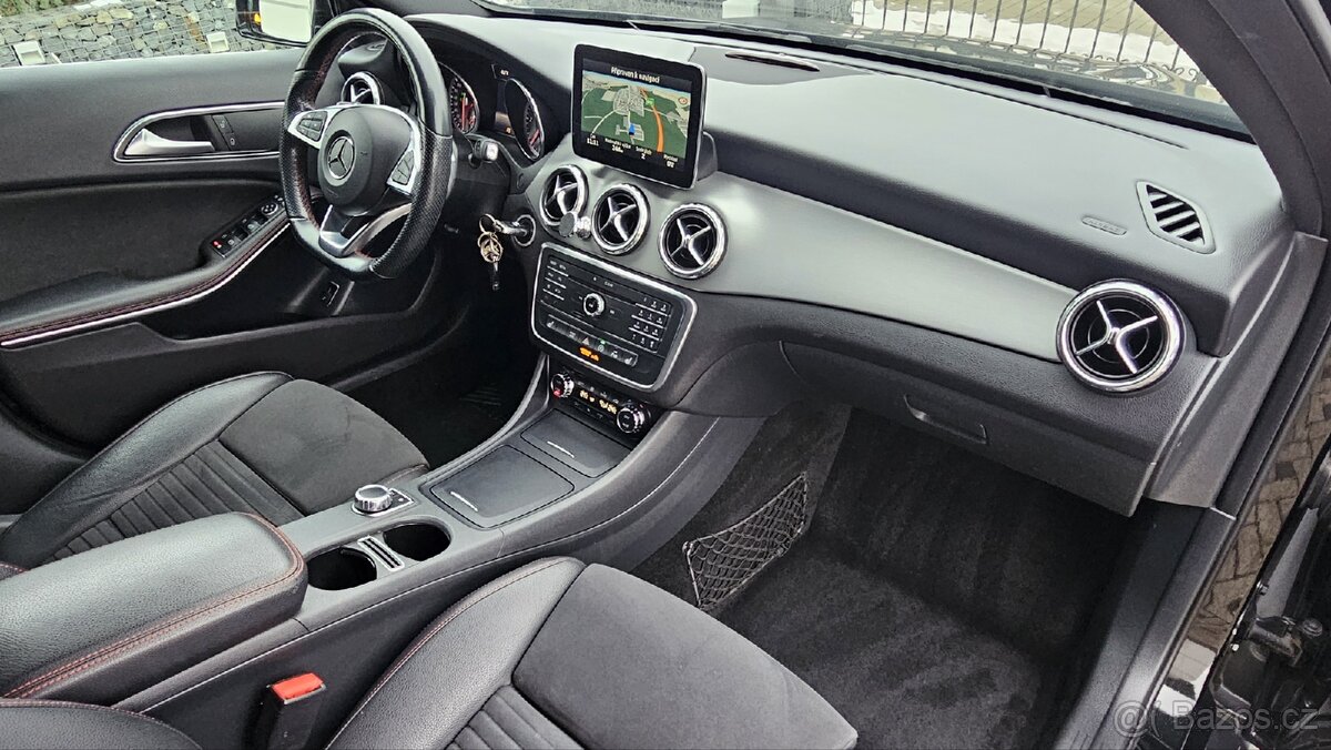 MERCEDES GLA 200 CDI ////AMG 2017 - 11