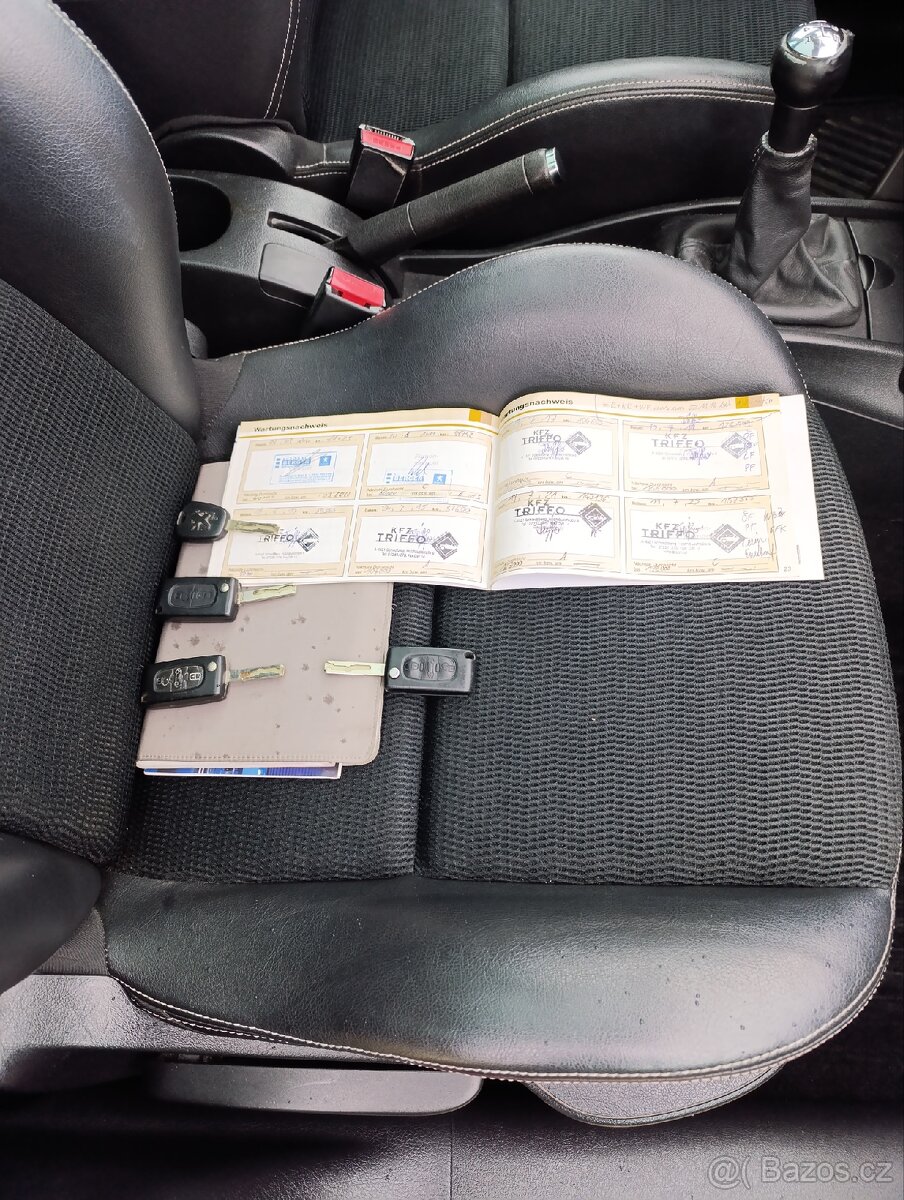 Peugeot 207 SW Outdoor 1.6 HDI - 11