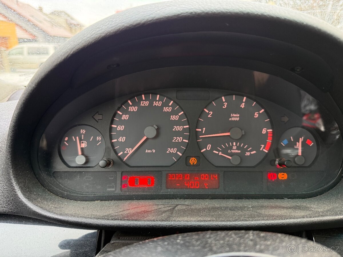 BMW e46 323ci - 11