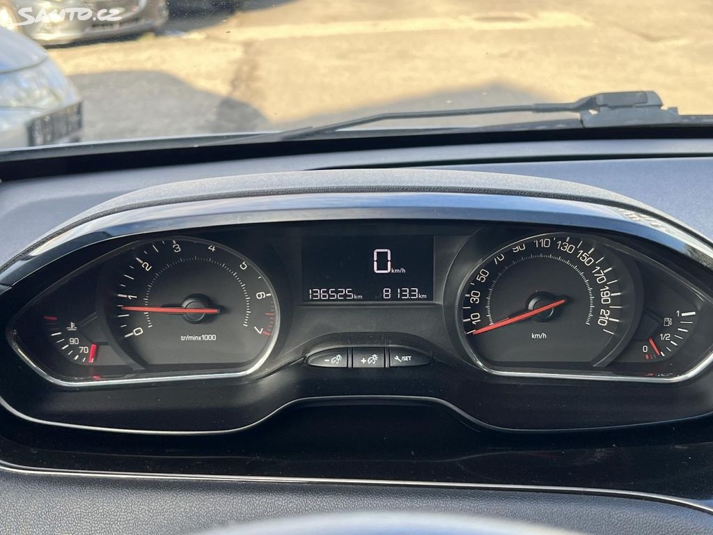 🚗 Peugeot 208 1.2i 2013 KLIMATIZACE ABS ASR ESP - 11