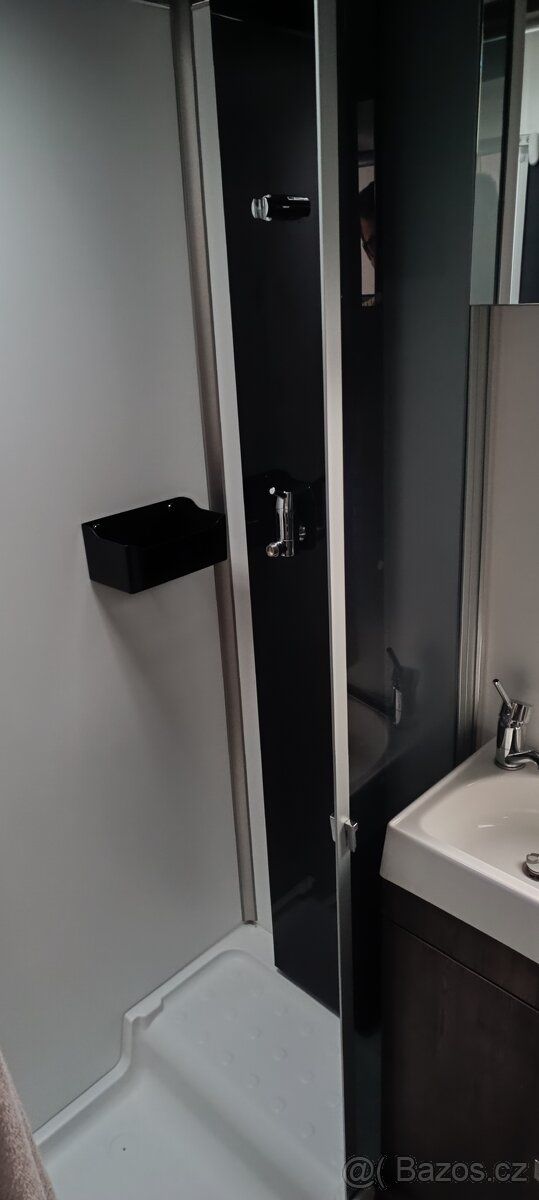 Benimar S346 6 os. jízda + spaní - 11