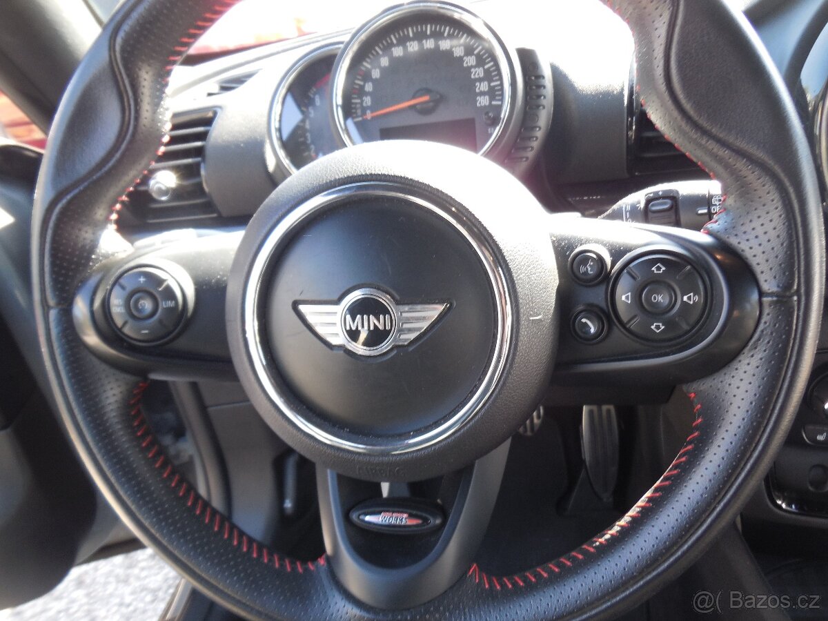Prodám Mini Cooper Clubman 1.5,100kw,72tis.km - 11