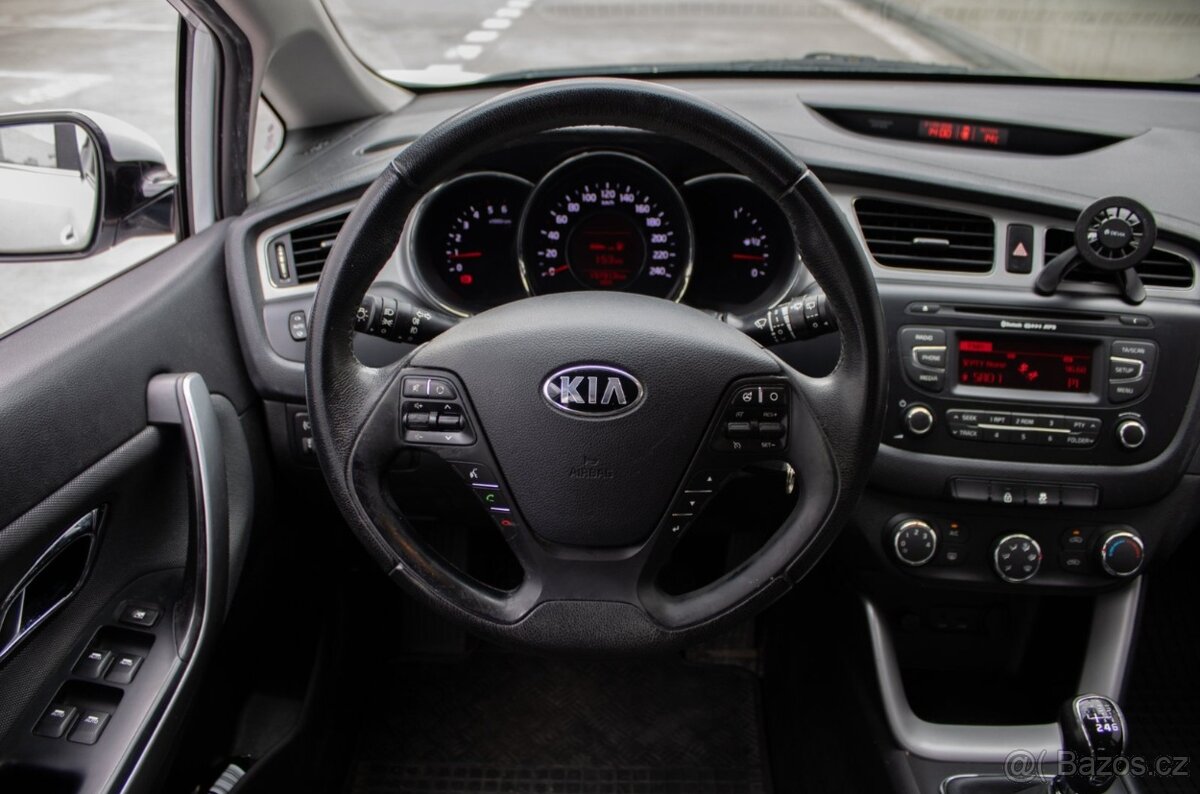 Kia Cee´d 1.6 CRDi 94 kW - 11