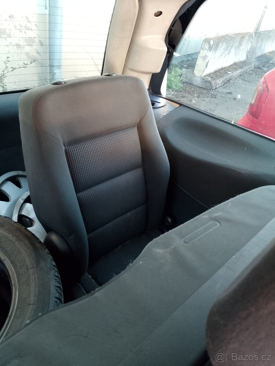 Seat Alhambra 1.9 TDI - 11