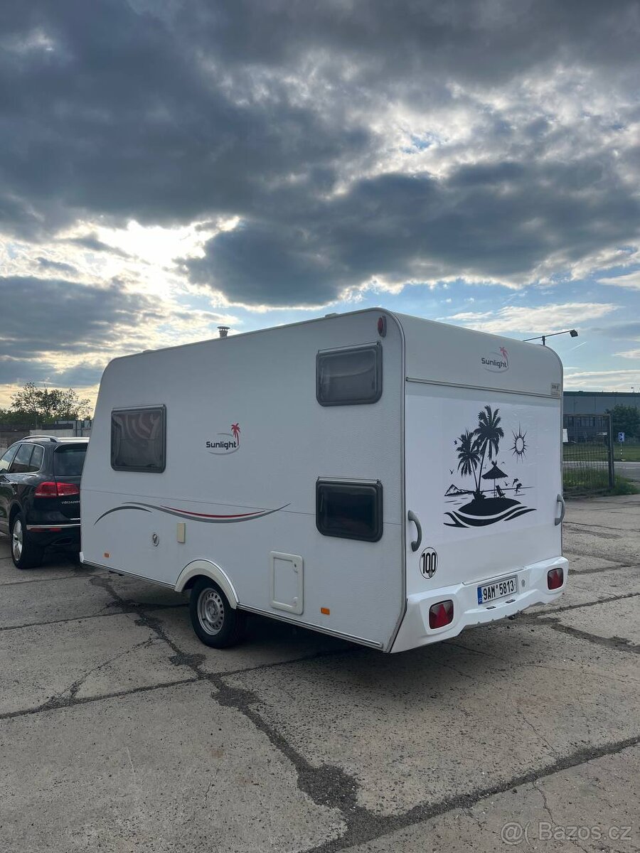 Karavan Sunlight Carado Capron 2015 - 11