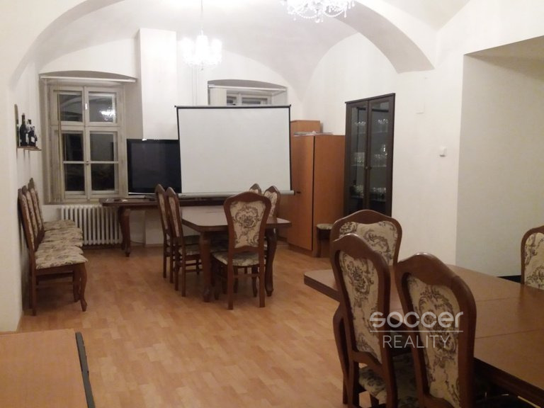 Pronájem reprezentativní kanceláře, 27m2, Praha 6 - Bubeneč, - 11