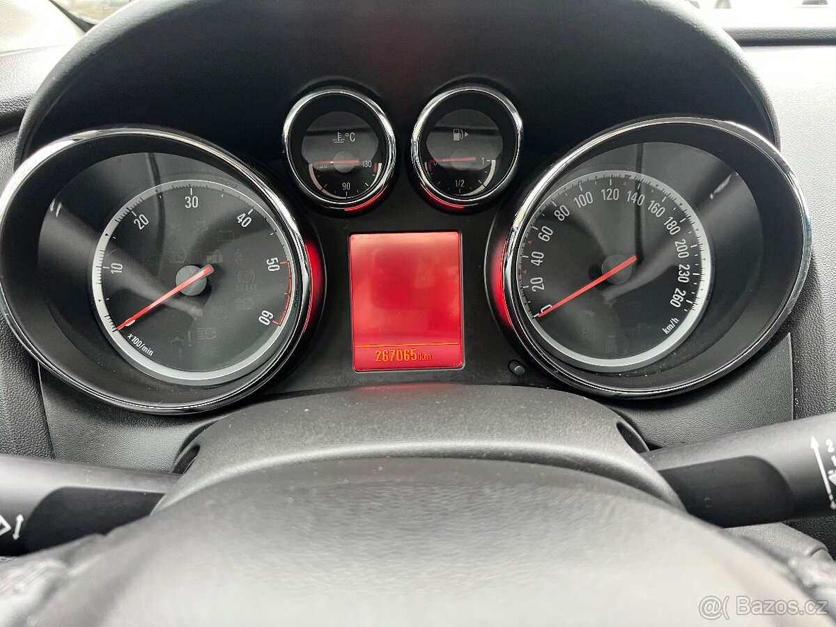 Opel Astra J 1,7CDTi 81kW,2012, ČR, - 11