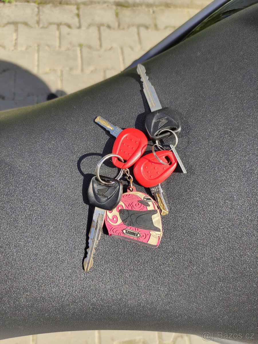 Honda Hornet CB 600 S - 11