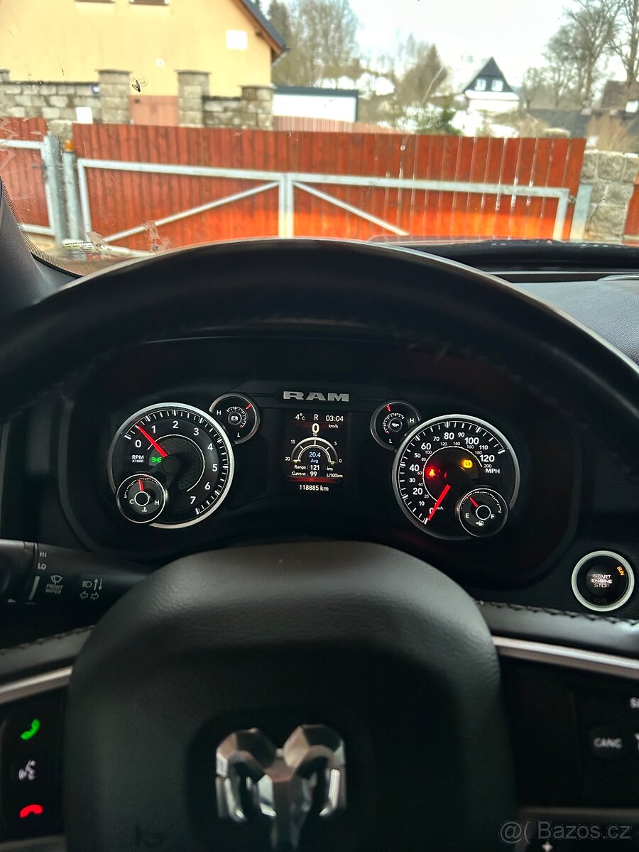 RAM 1500 5.7HEMI 4x4 2018 - 11