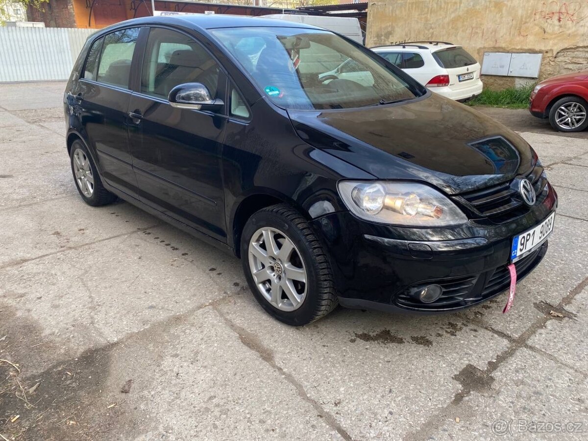 Volkswagen Golf 5 Plus - 11