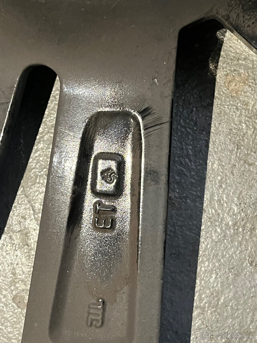 Alu kola Dezent TA dark - 11